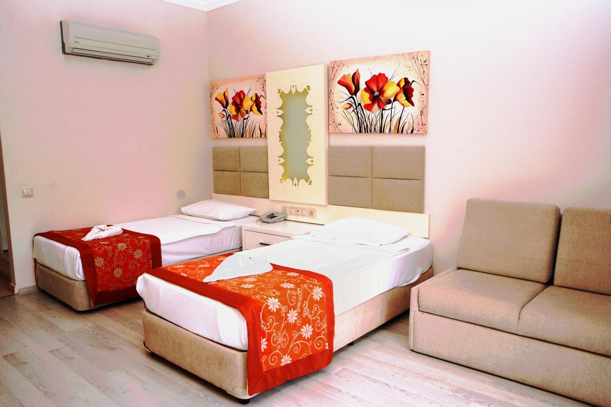 Otel Miramor & 5*