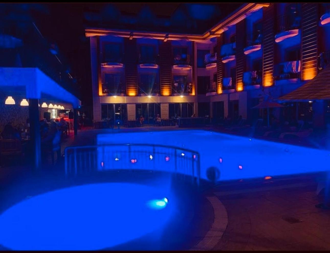 Otel Astoria Park &