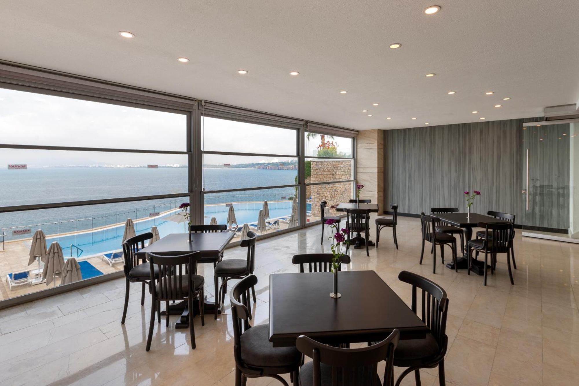 Hotel Ramada Plaza Antalya