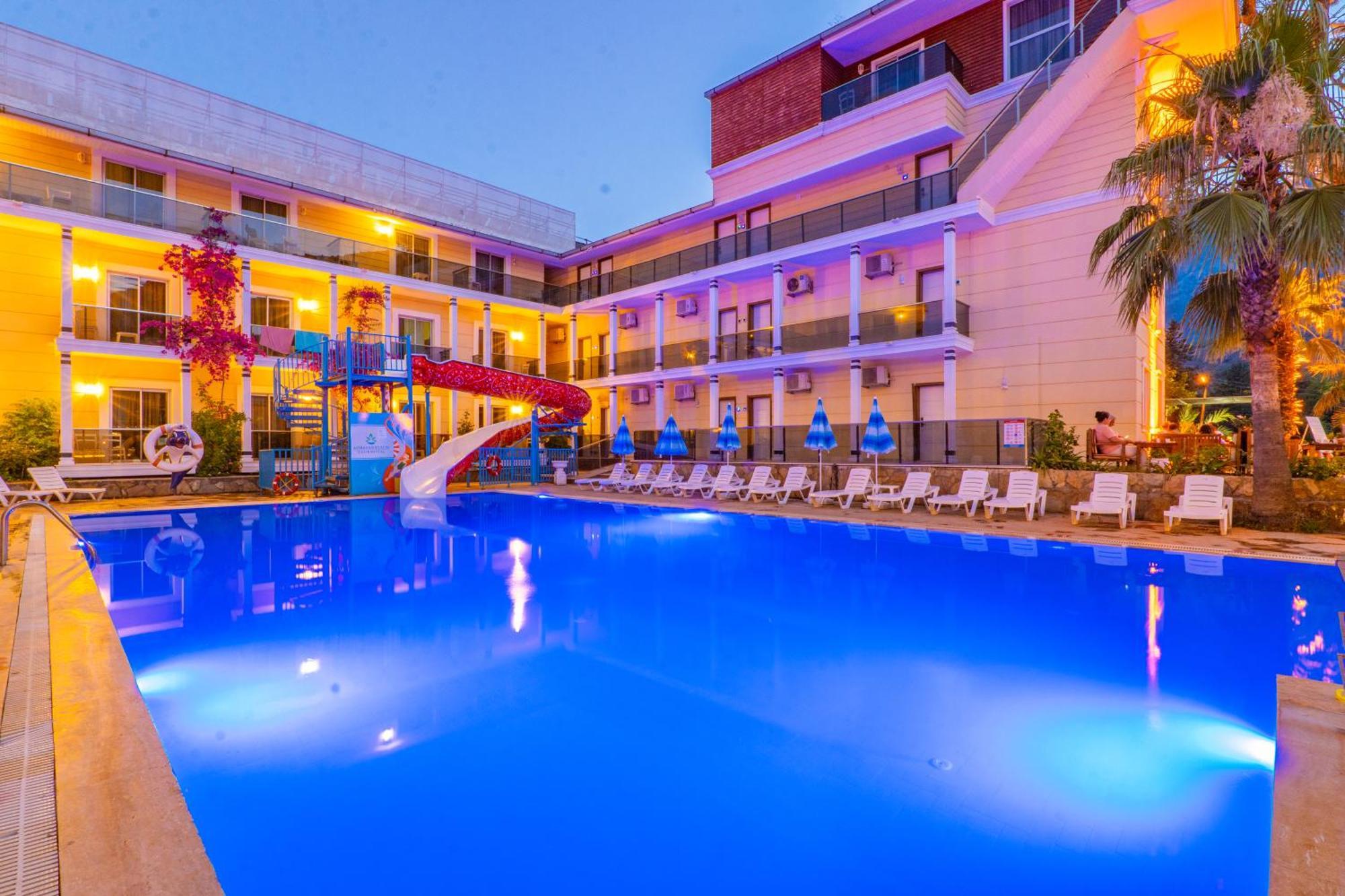 Adrasan Club Hotel 4*