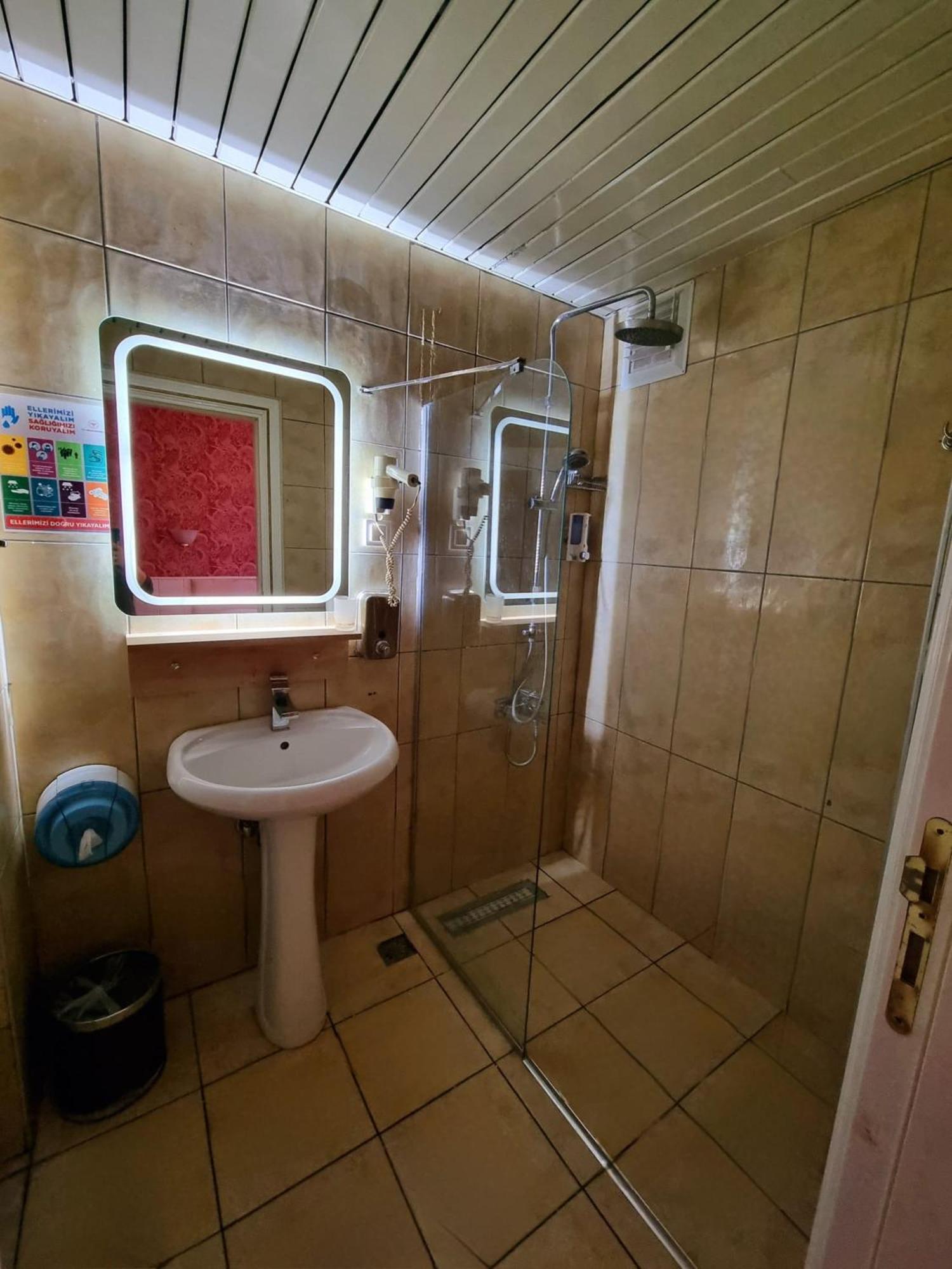 Otel Perlo 3*