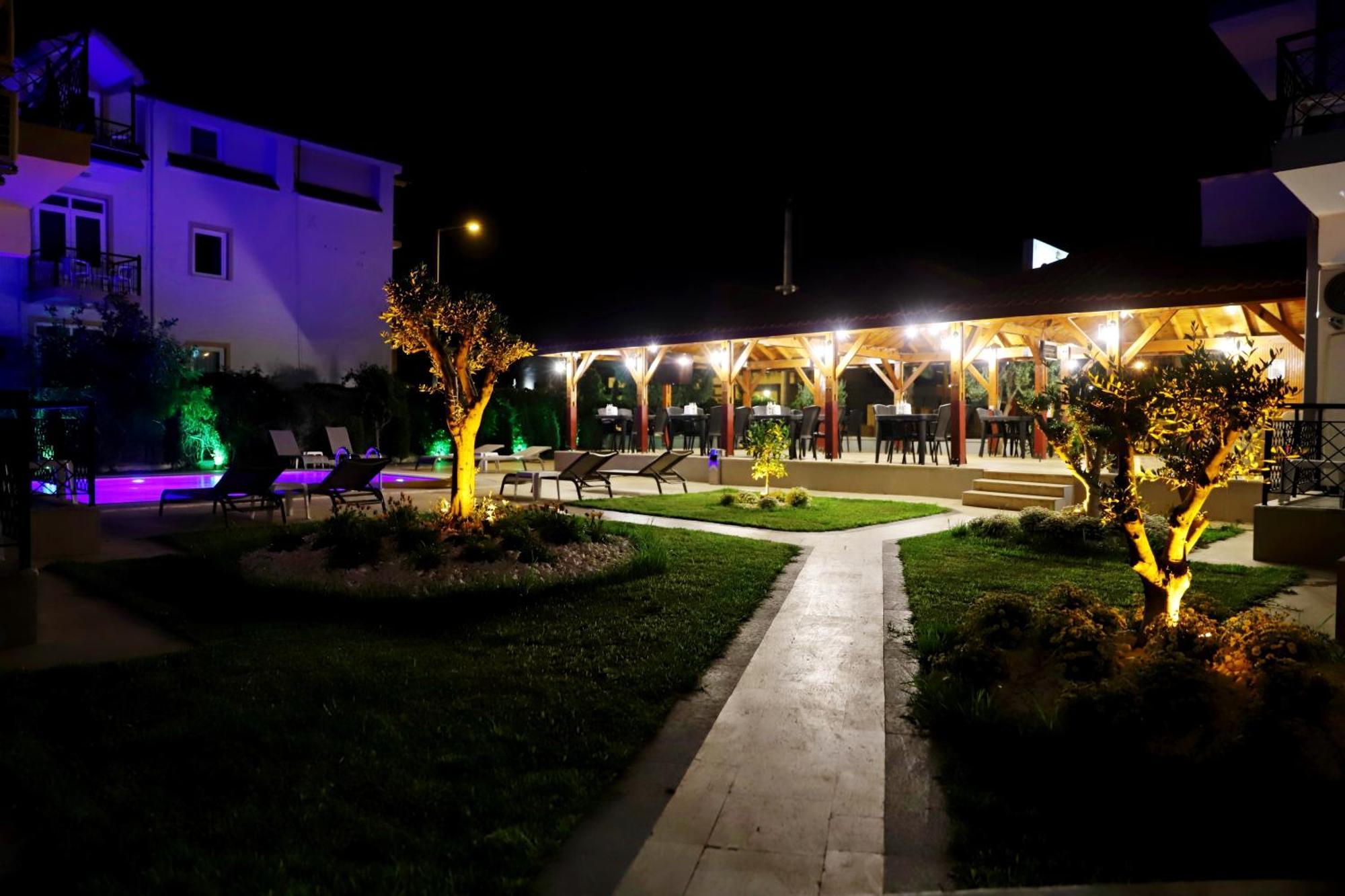 Akin And Aparthotel *