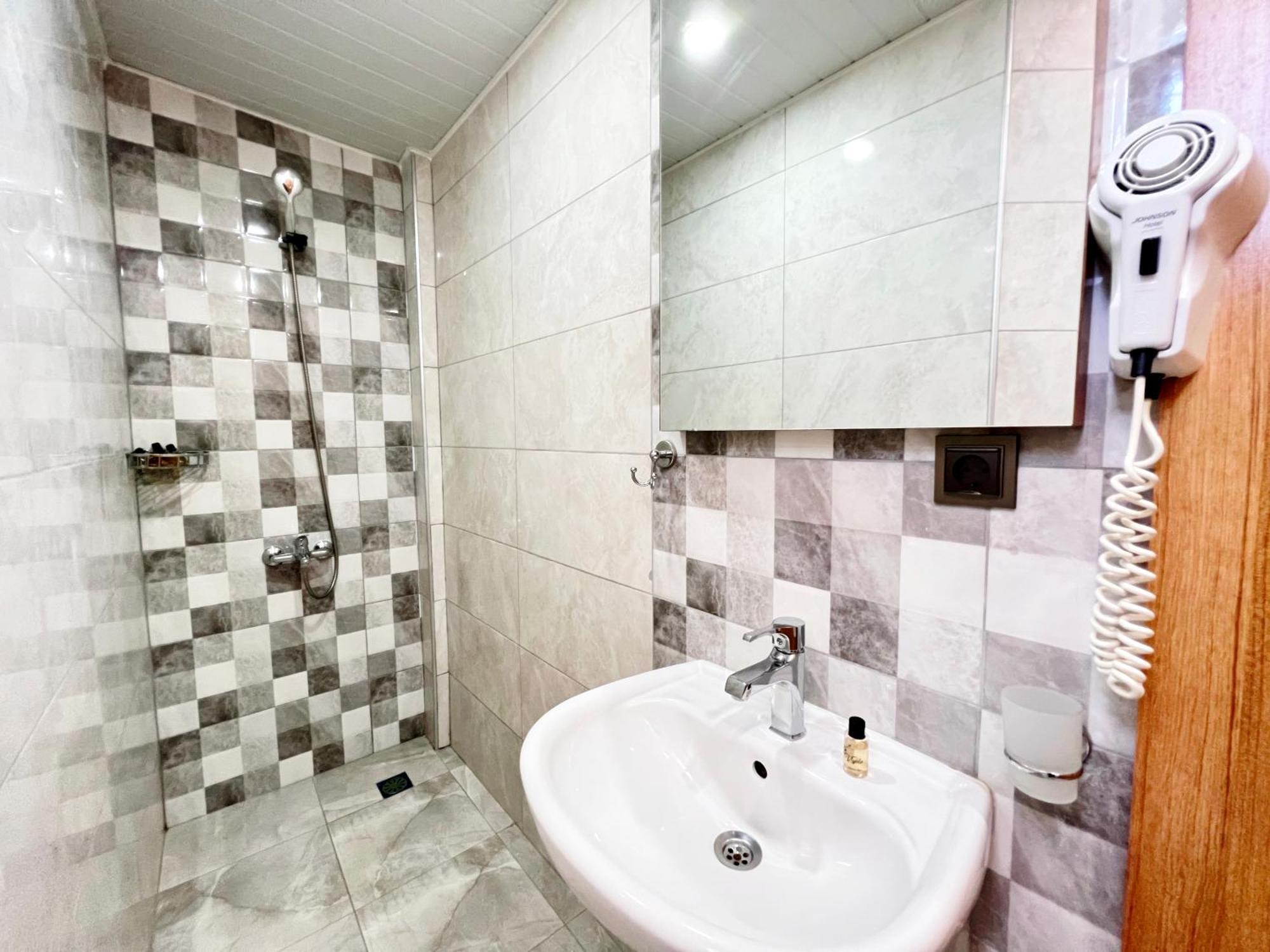 Aparthotel Akin And