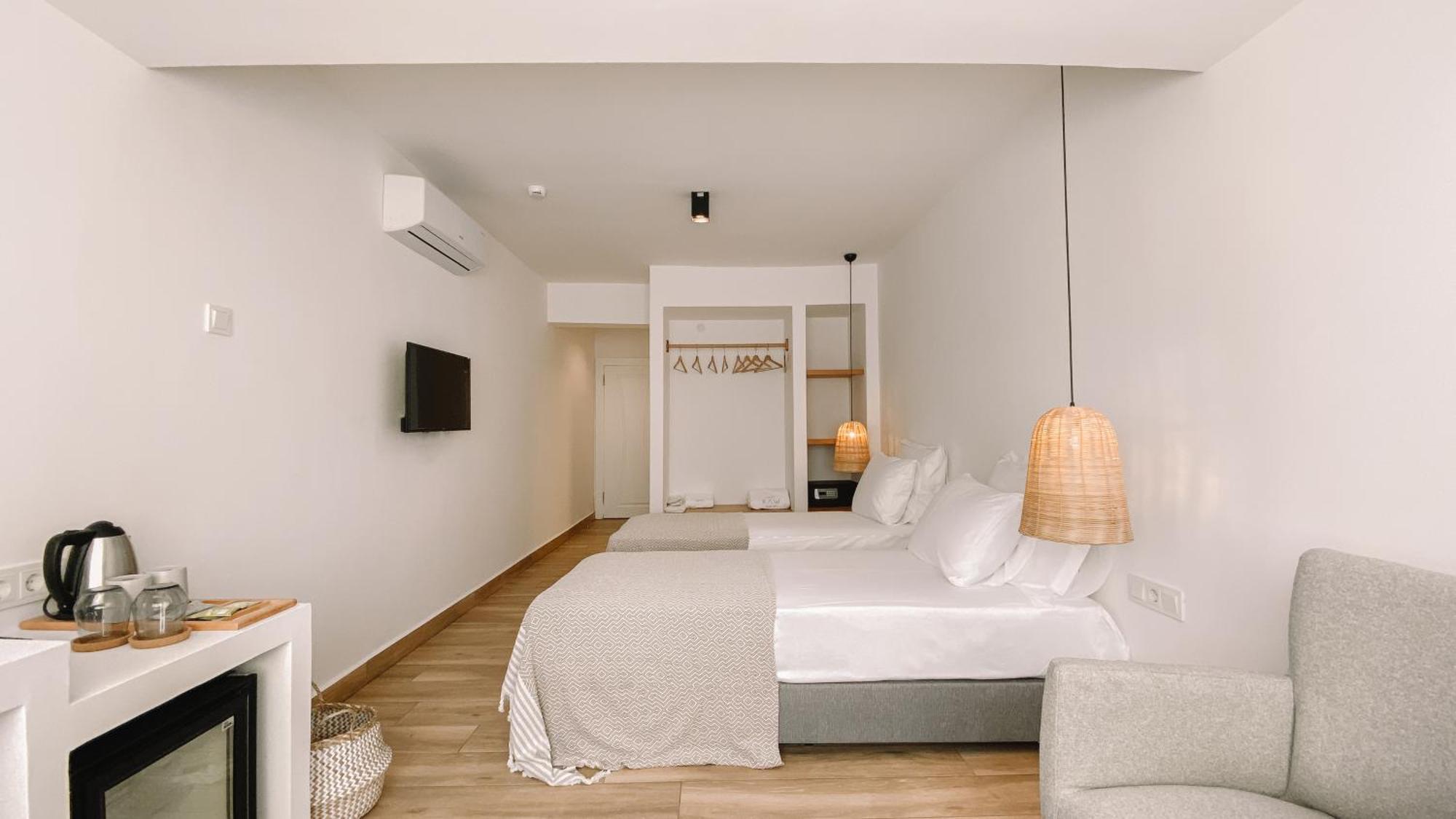 Raw Otel *