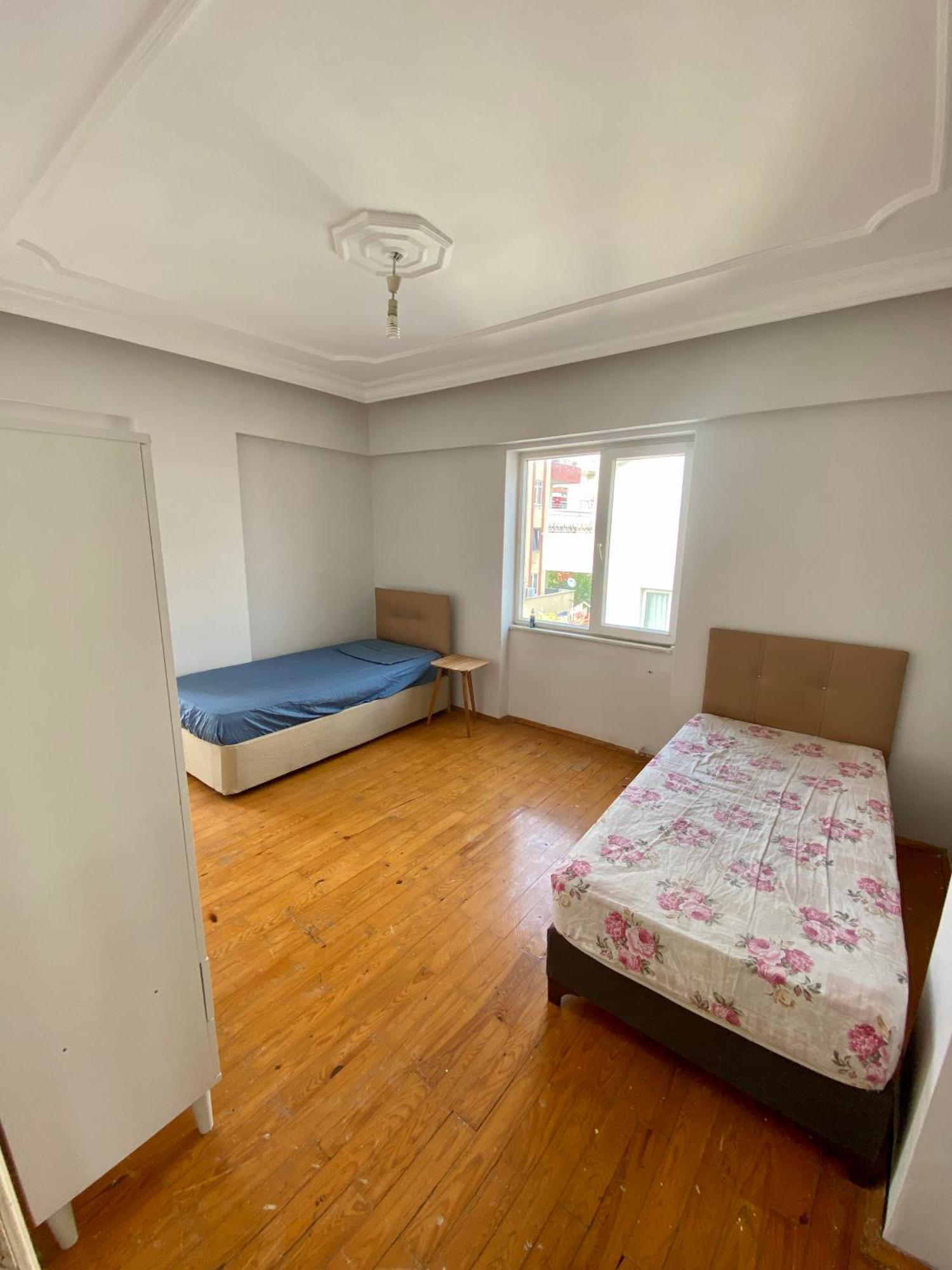 Deniz 400 Metre Esyali Apartment *