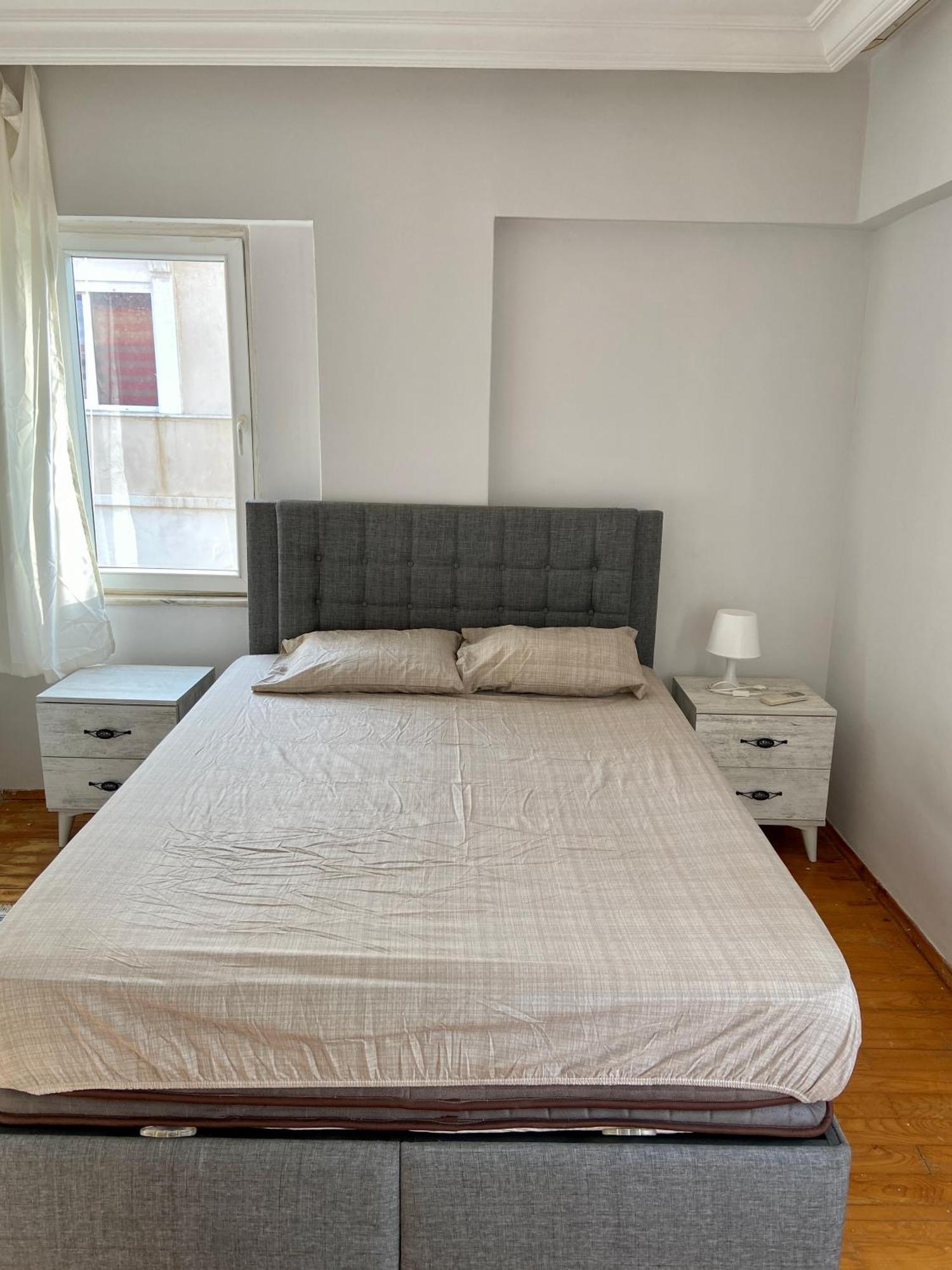 Deniz 400 Metre Esyali Apartment