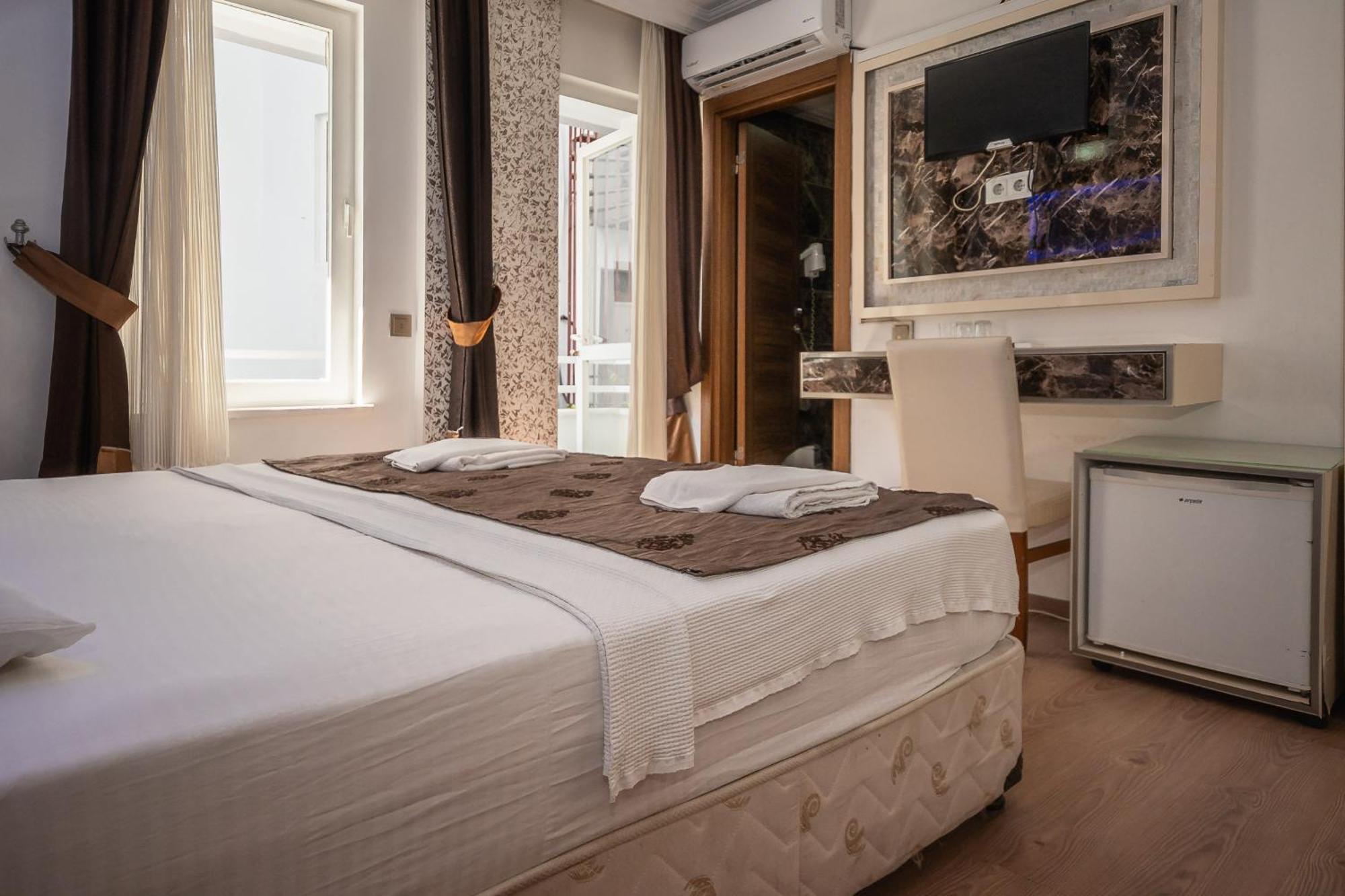 Hotel Behram Antalya