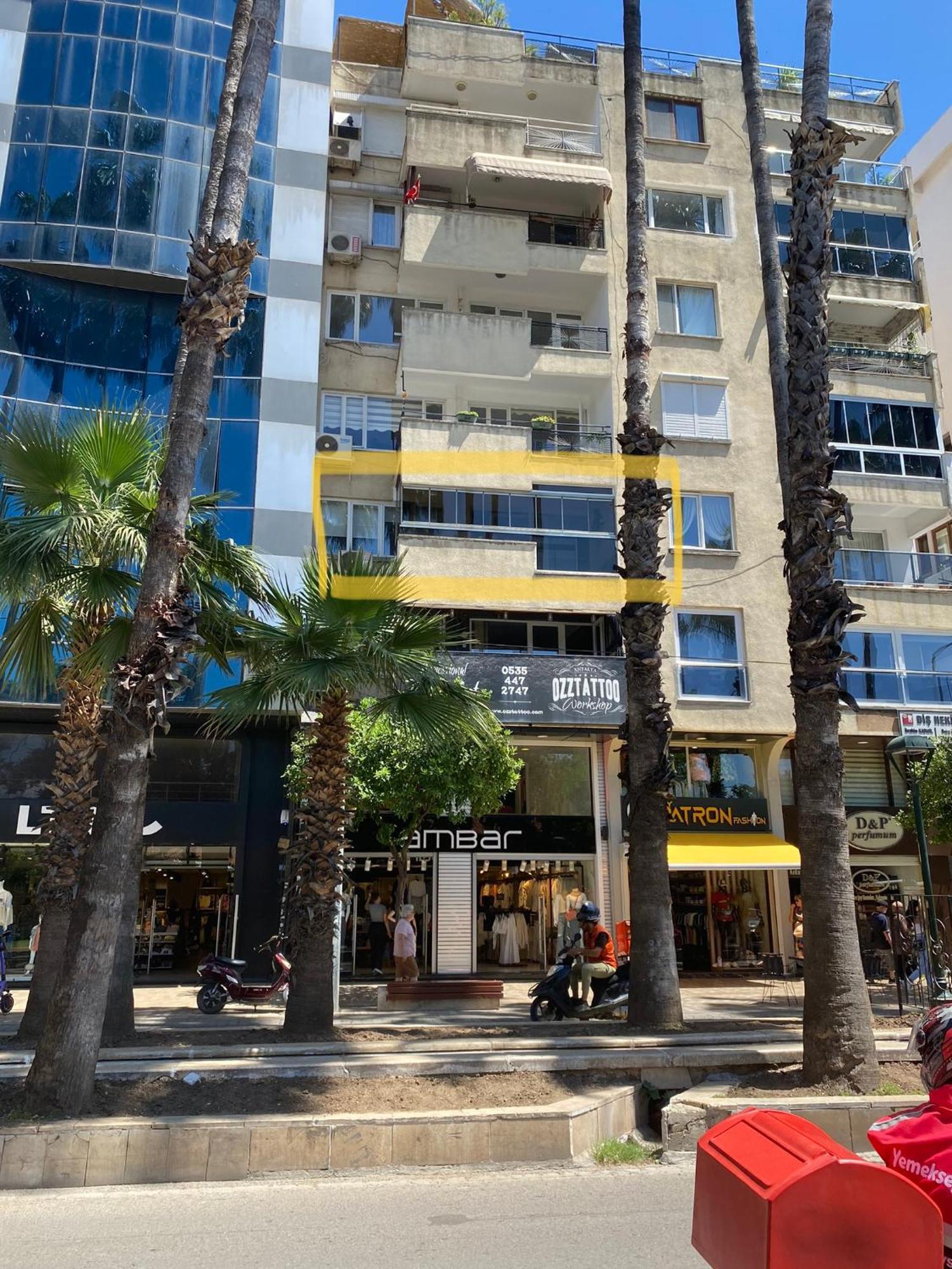 Esra Apartment