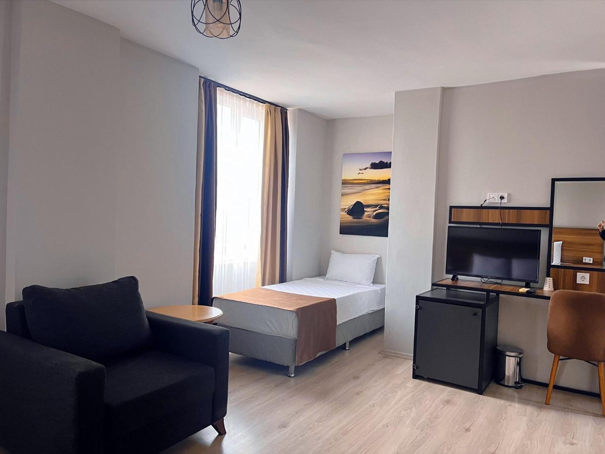 Privado Hotel 3*