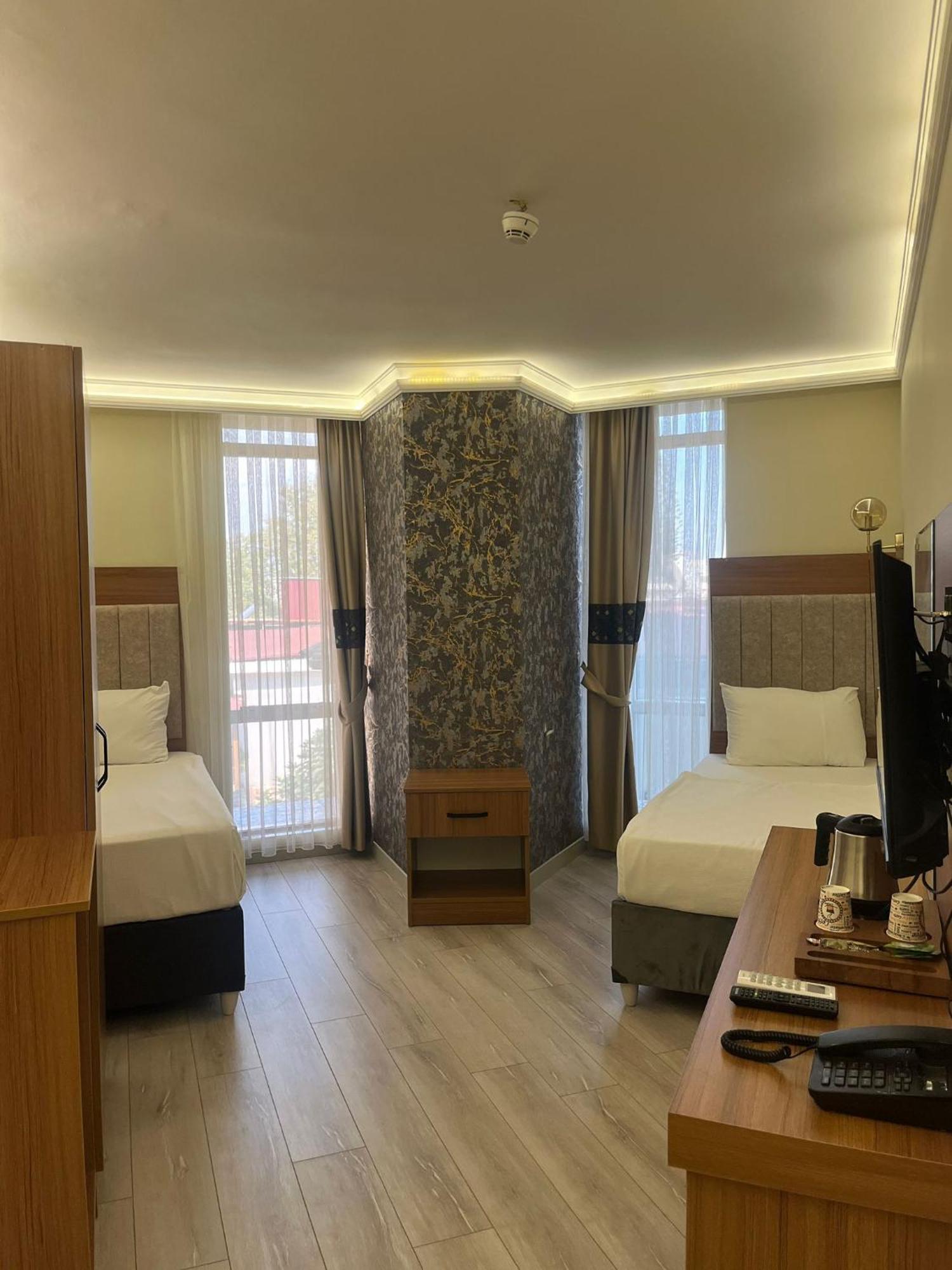 Hotel Golden Lux