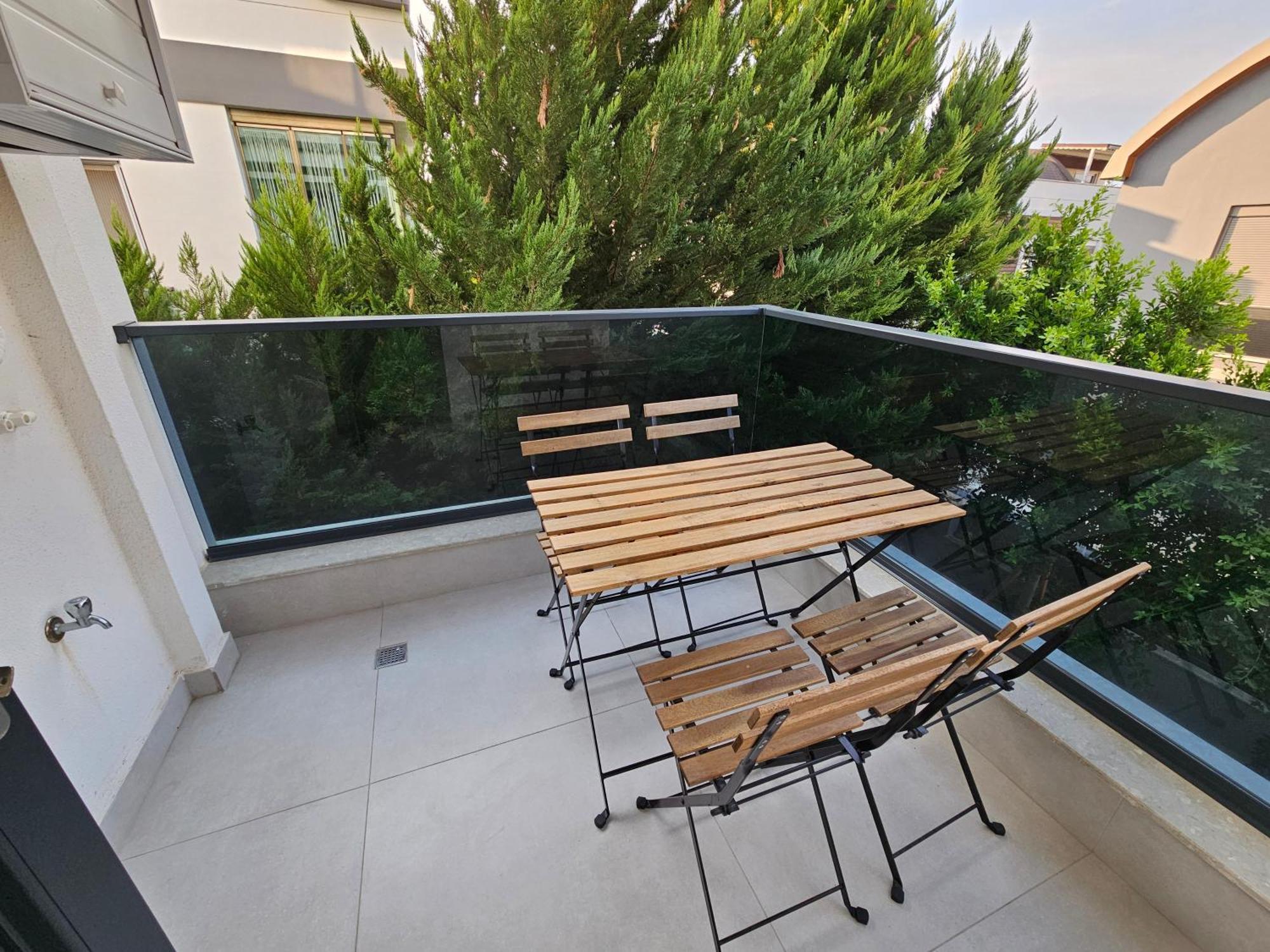 Apartment New Flat With Big Living Spaces 2-5 Near By Lara *