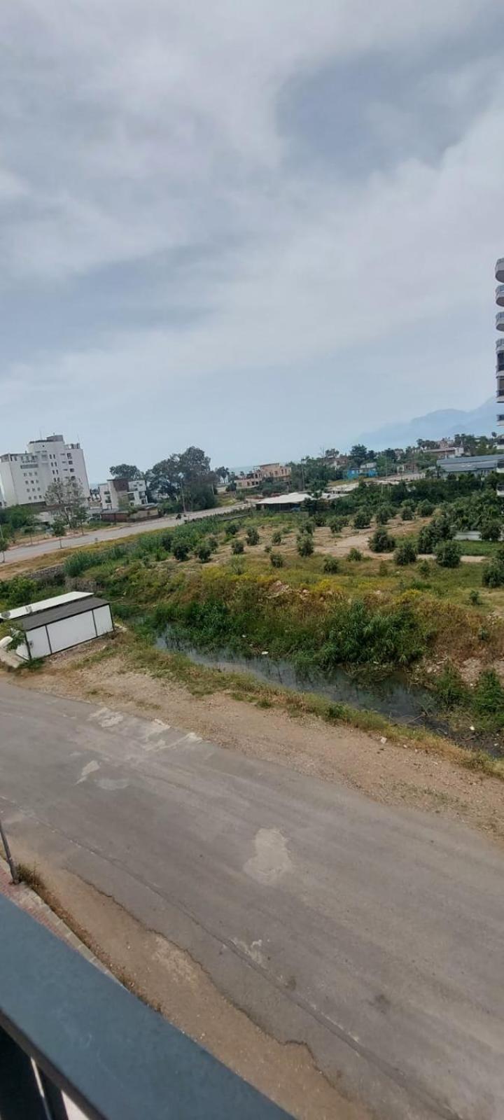 Apartment Koepruebasi Aile