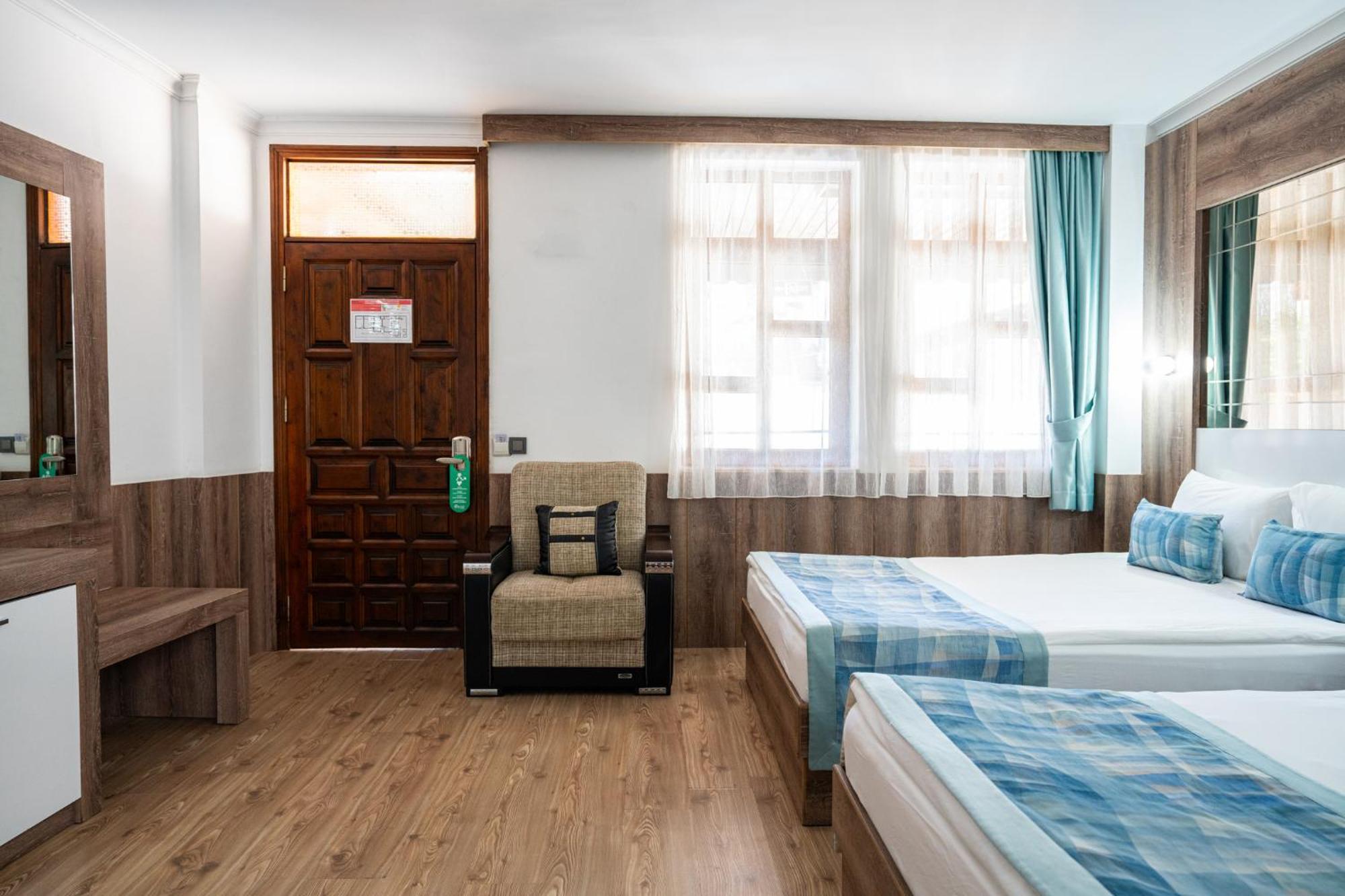 Oscar Garden Hotel *