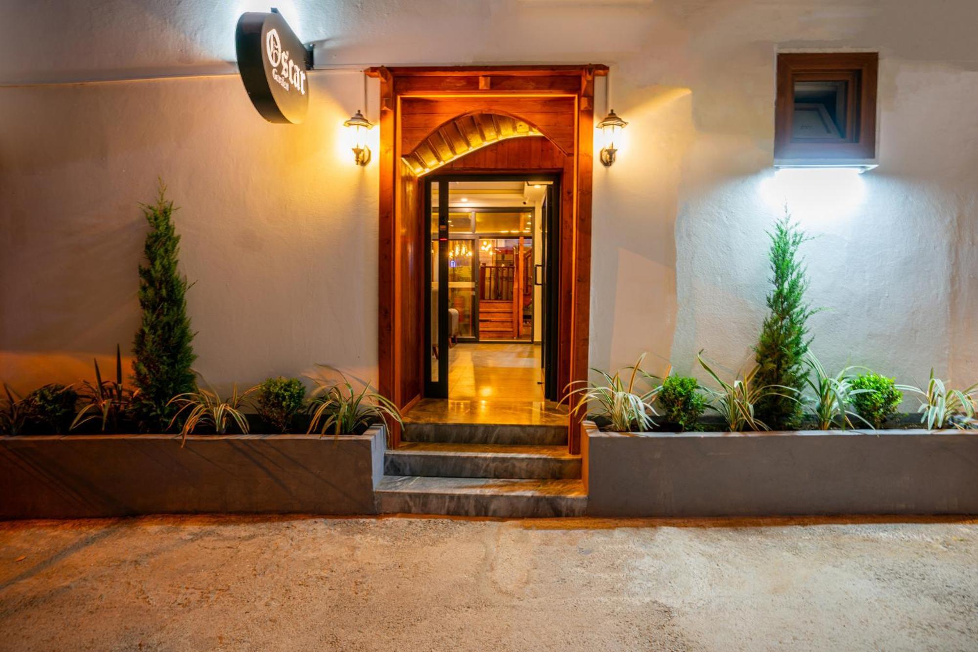 Oscar Garden Hotel *