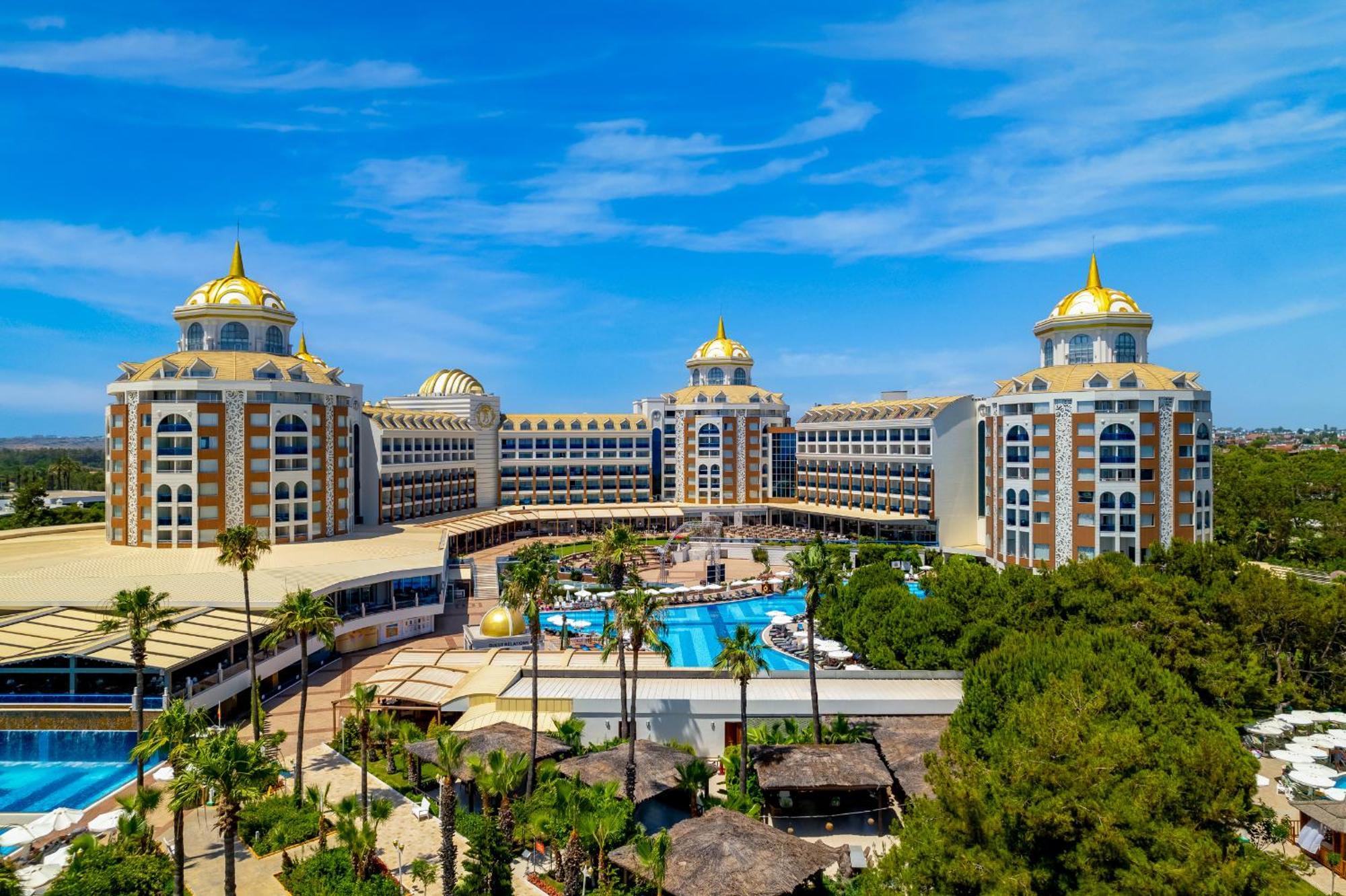 Delphin Be Grand 5*