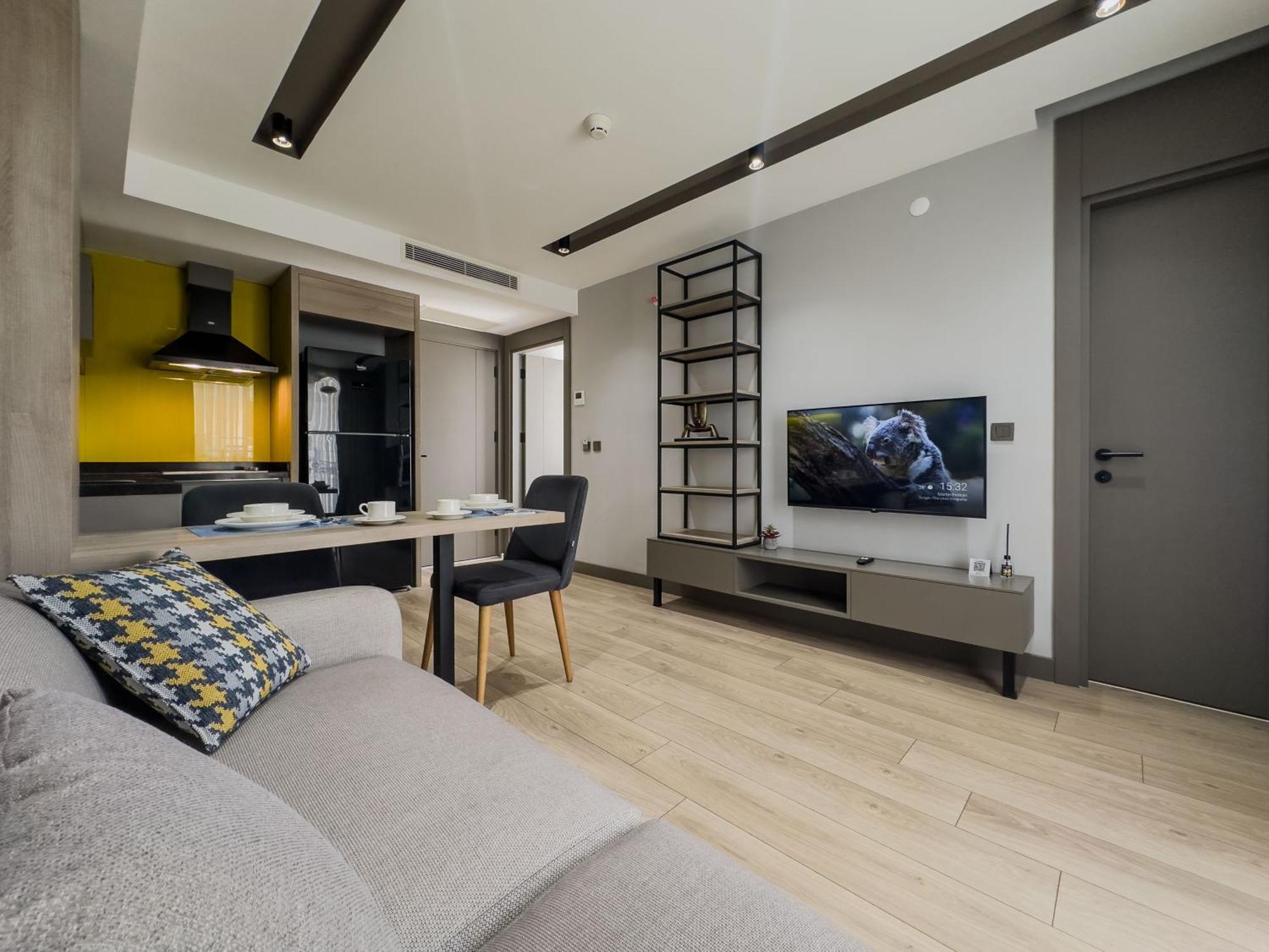 Leaf River Aparthotel