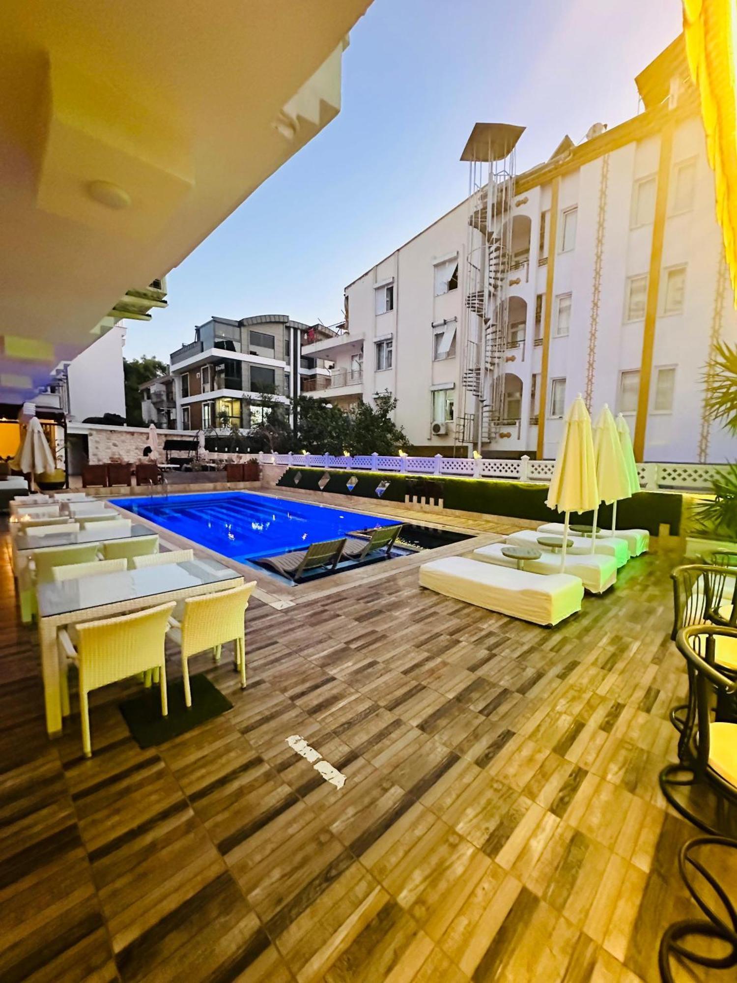 Hotel Nfk The House