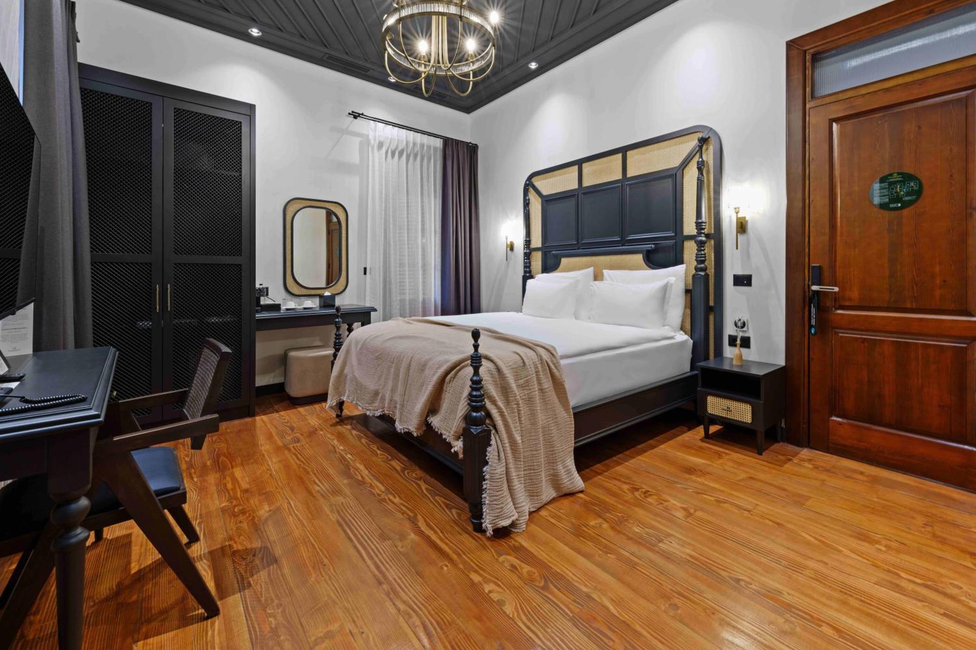 Belmondo Old Town Hotel Antalya