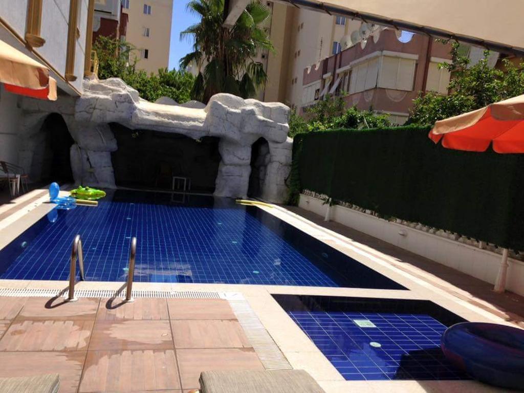 Perlo Otel 3*