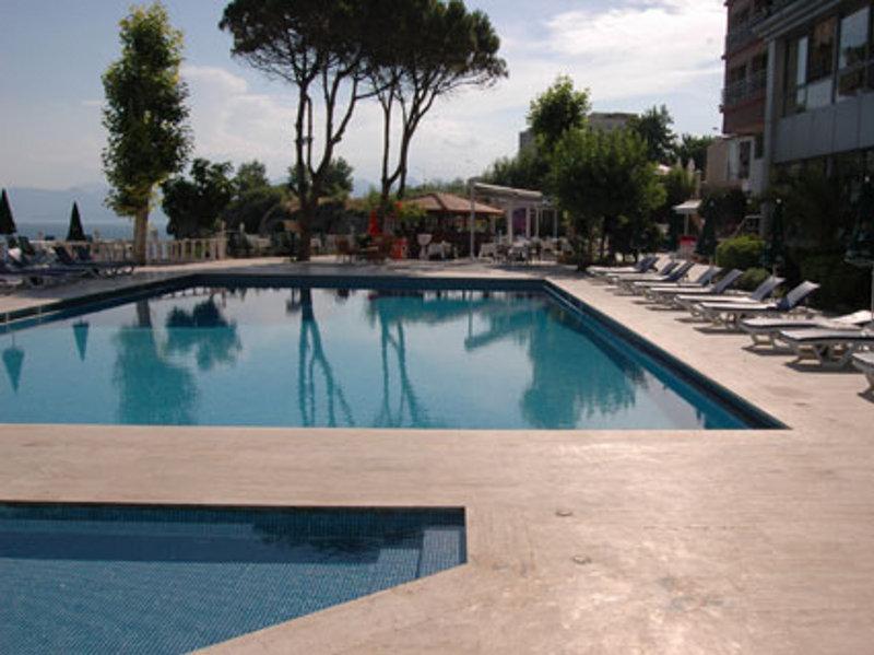 Lara Hotel