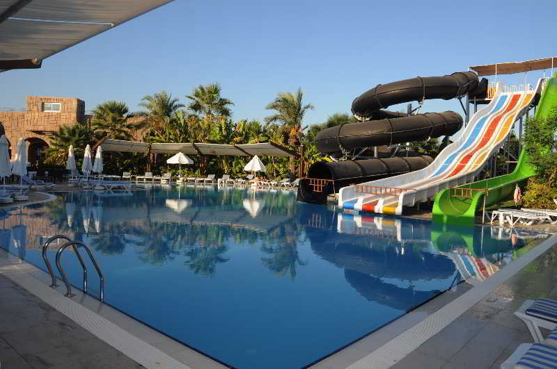 Saturn Palace Hotel