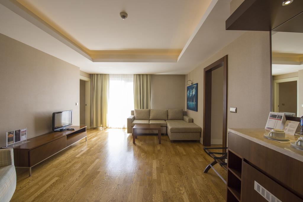 Ramada Plaza Antalya