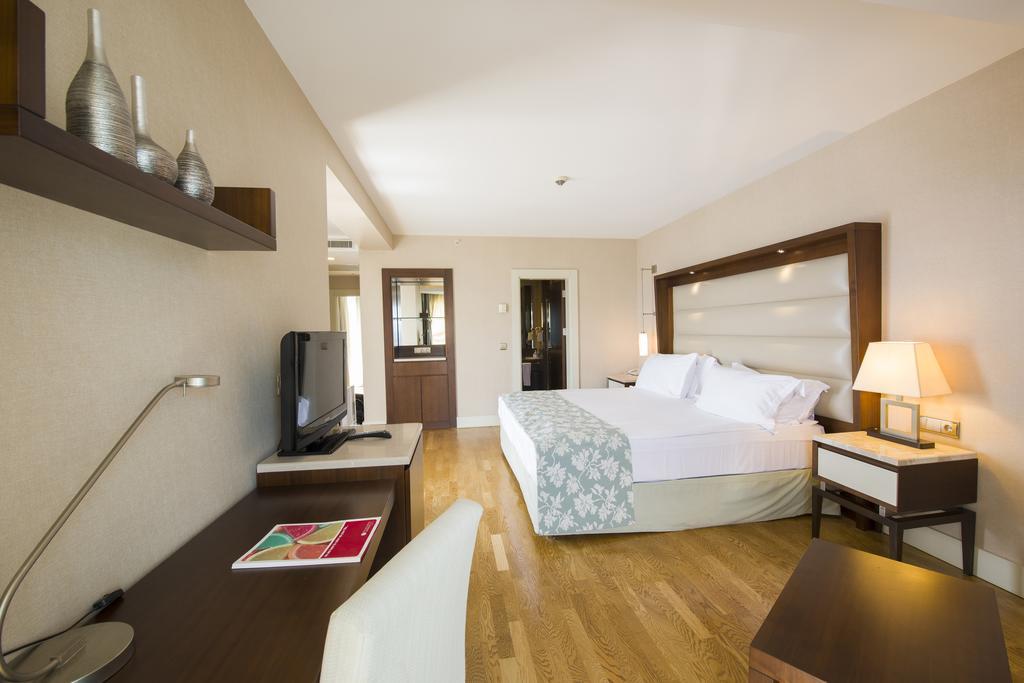 Hotel Ramada Plaza Antalya