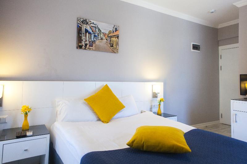 Letstay - Adults Only Hotel