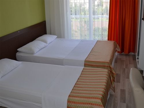 Mutado Hotel 2*