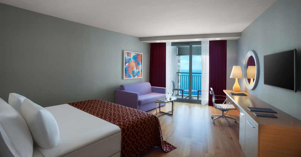 The Lifeco Well-being Detox Center And Vegan
