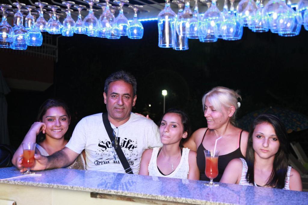 Otel Guenduez * Antalya