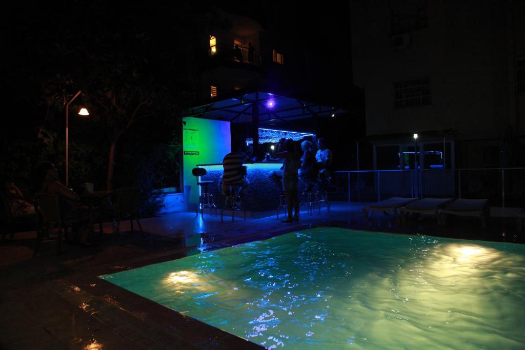 Otel Guenduez *