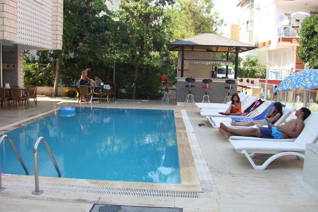 Otel Guenduez *
