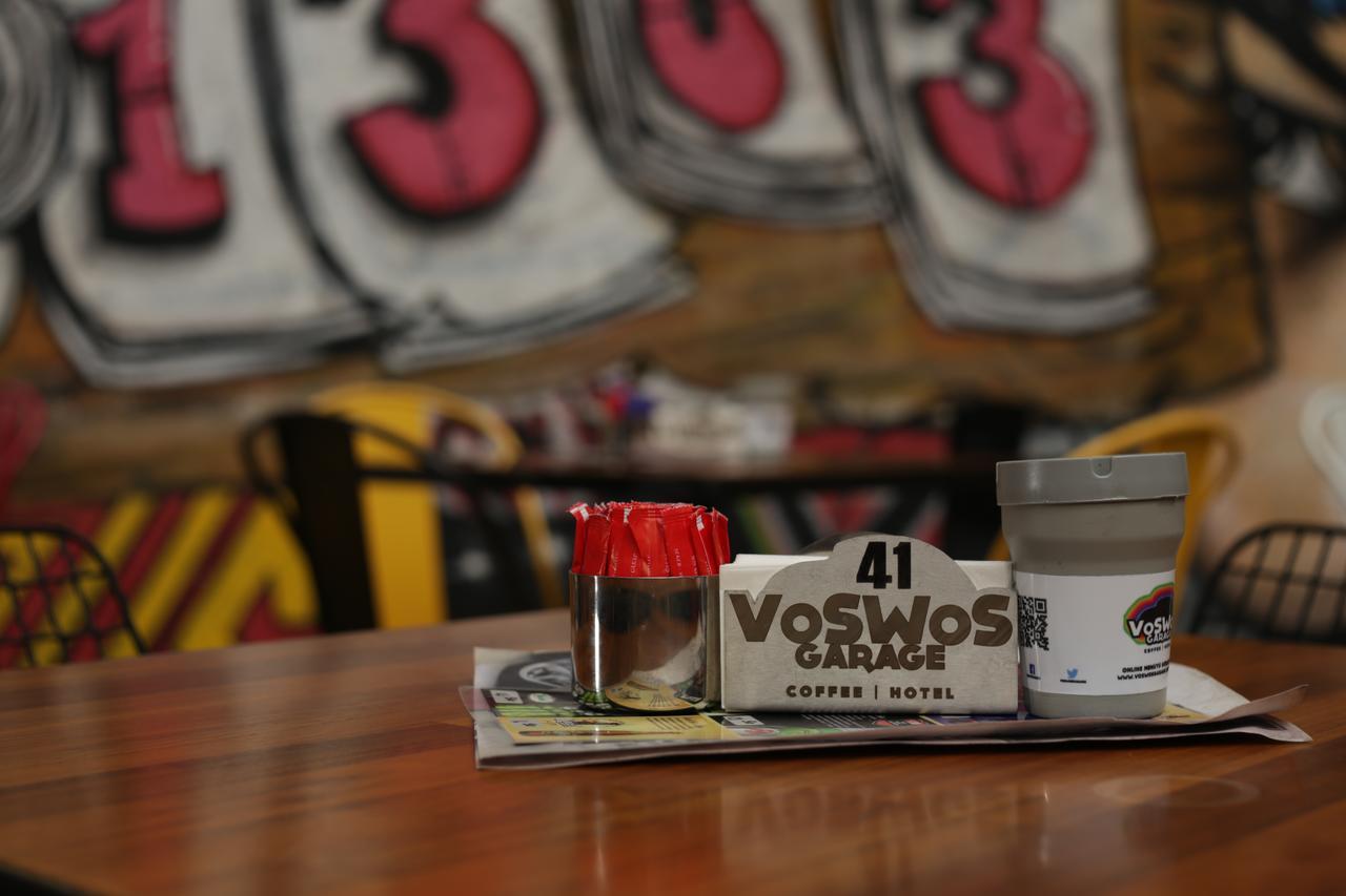Voswos Garage Coffee Hotel