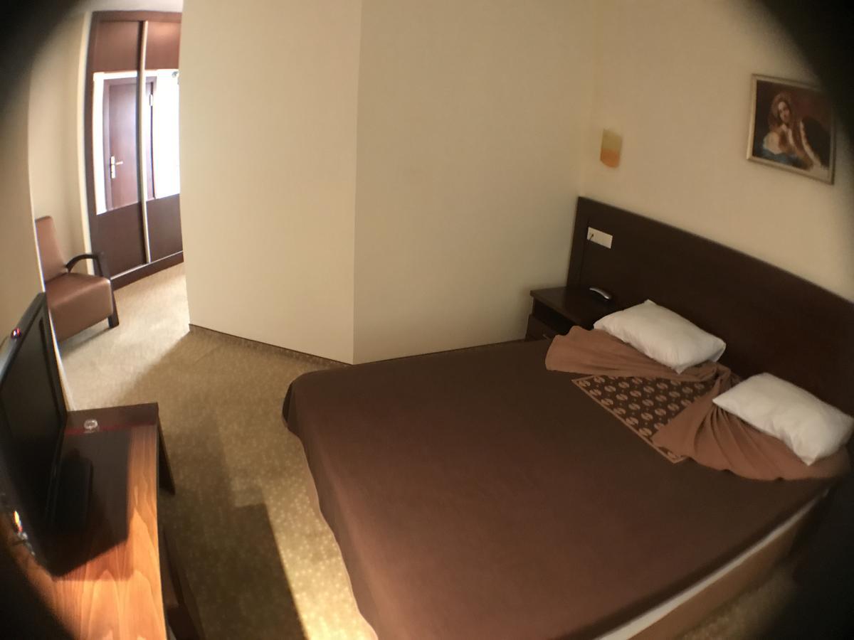 Otel Ataer 2*