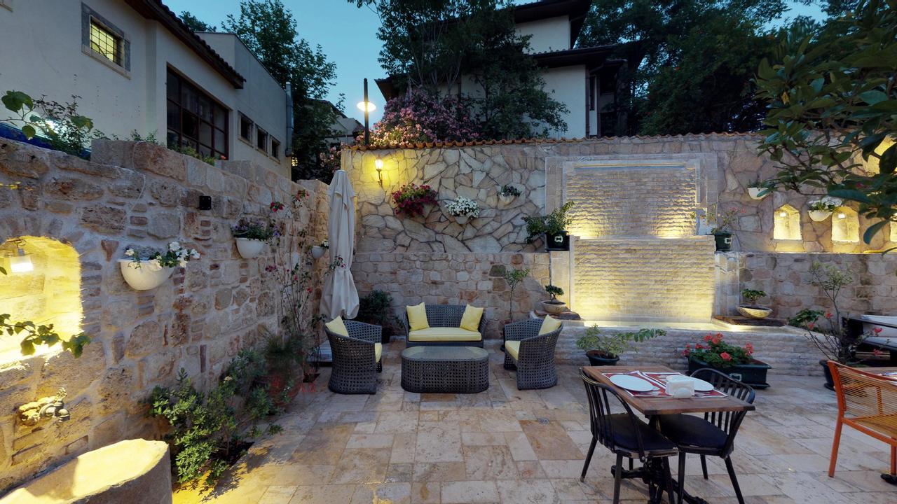 Patron Hotel 2*