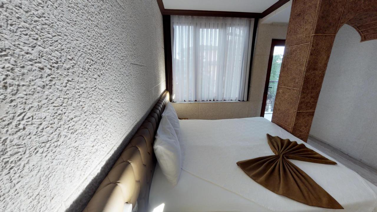 Hotel Patron 2*