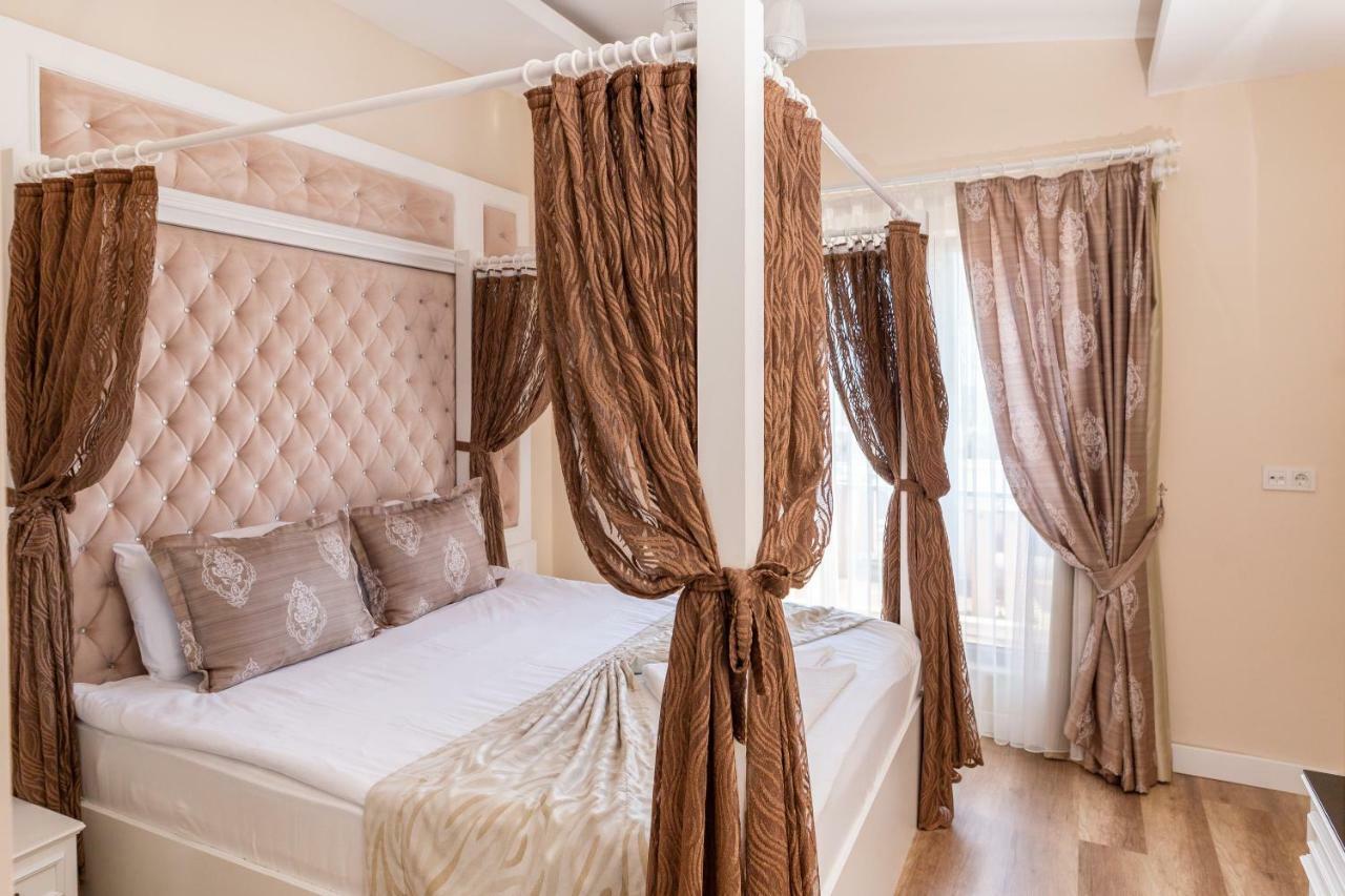 Otel Microyal