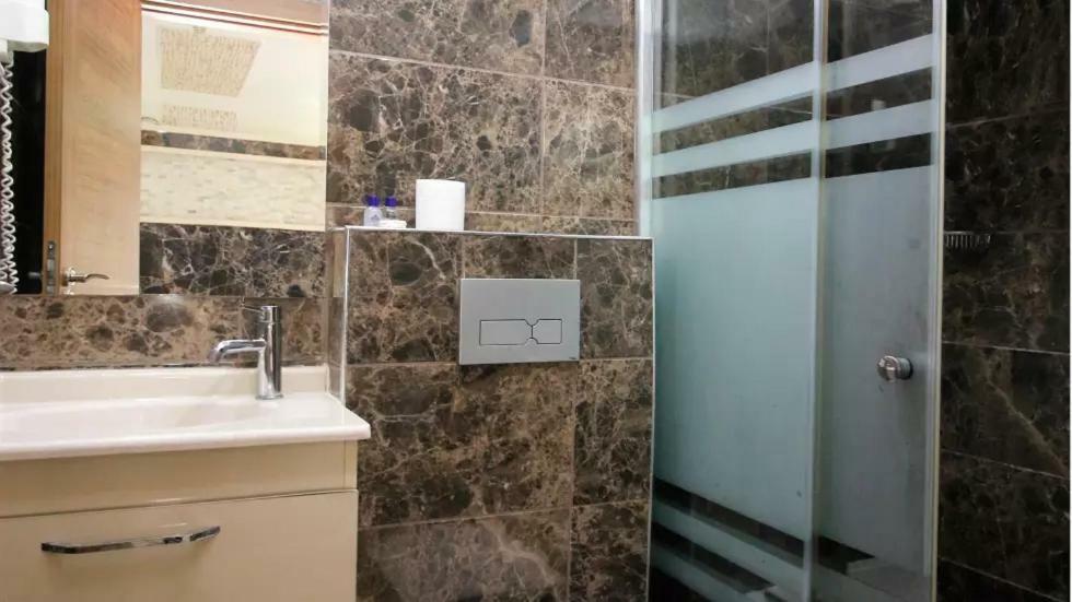 Behram Hotel Antalya