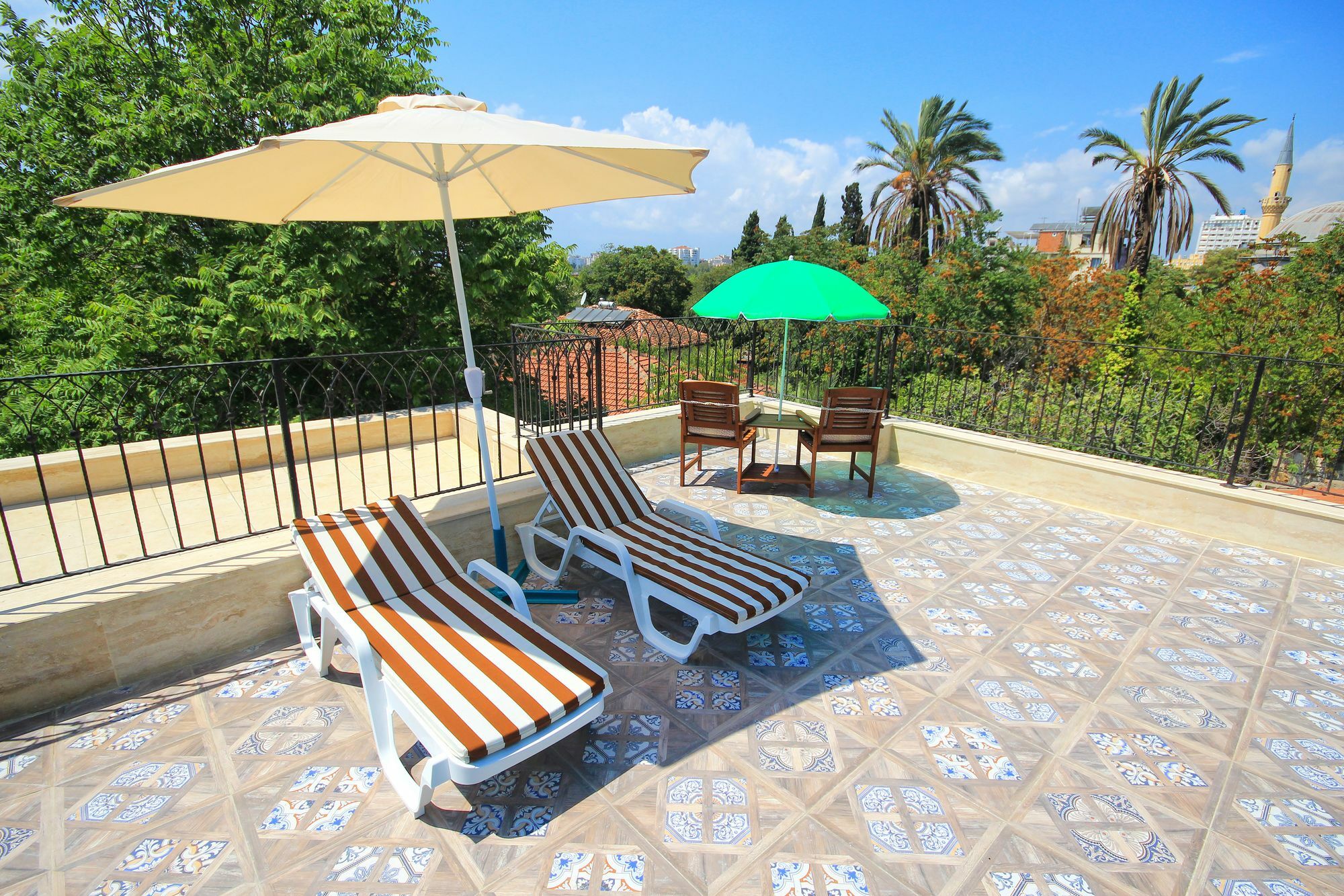 Delight Deluxe Aparts Aparthotel 4*