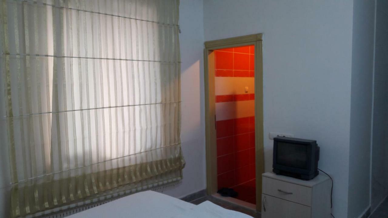 Gunay Hotel 2*