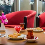 Santa Marina Hotel