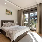 Veranda Suites