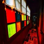 Lords Hostel & Pub