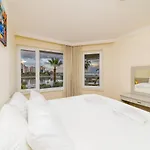 Lovely Apartment With Shared Pool In Konyaalti