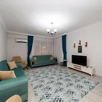 Pleasant Flat With Balcony In Kaleici