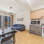 Exquisite Flat With Shared Pool In Kepez