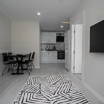 Central Flat Near Beach And Kaleici In Muratpasa