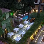 Amazing Flat Near Hadrians Gate