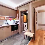Sleek Residence Flat In Muratpasa With Shared Pool